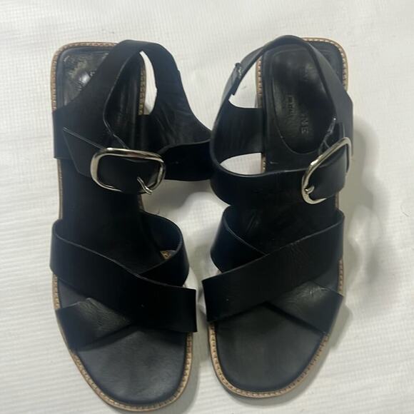 EVERLANE ITALIAN LEATHER BUCKLE SANDALS BLACK SIZE 7 - Picture 1 of 7